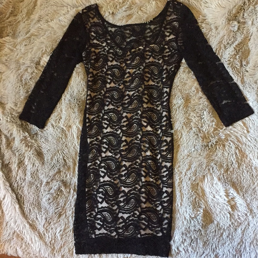 MIMI CHICA Small Black lace dress